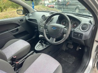 /photos/9674/4db47e4f-ad95-436d-a9e3-104b24c62f83_i320x240.jpg