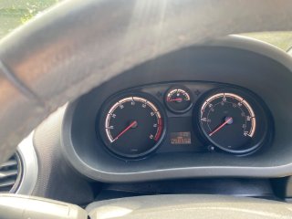 /photos/9674/56272937-1b89-4b56-8977-d54fc3c1a6e1_i320x240.jpg