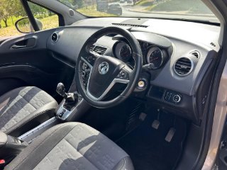 /photos/9674/87467666-f4c4-4503-ae2b-93906e75dec2_i320x240.jpg