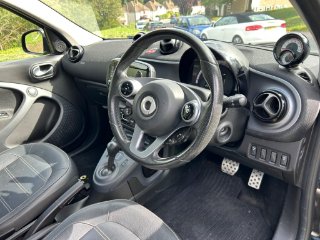 /photos/9674/92c0339b-6b7c-438e-adfe-6281ad1f0595_i320x240.jpg