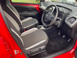 /photos/9674/9be68c2e-e758-4bfa-84f7-9a7a0e63d41b_i320x240.jpg