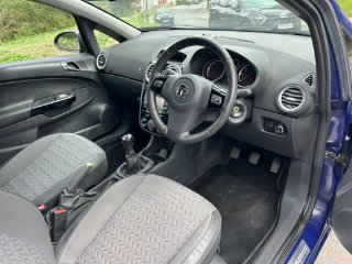 /photos/9674/a1d4bb69-16ca-4284-ac05-b6551df381a1_i320x240.jpg