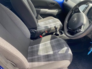 /photos/9674/a1e34976-36c3-48d7-8617-e365527c43b7_i320x240.jpg