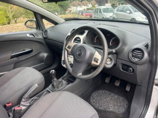 /photos/9674/a38a57f2-7ea2-4c58-8401-a2455182e8fa_i320x240.jpg