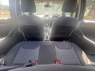/photos/9674/a518298b-dddb-440b-8655-5c35e39e2d12_i320x240.jpg