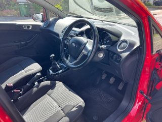 /photos/9674/fca1f0bf-f5a9-4bed-b4a2-845006dd6988_i320x240.jpg